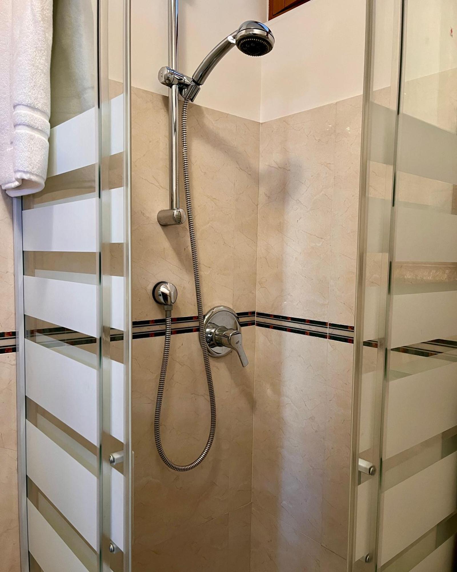 Il Villino B&B - Napoli/Pompei/Sorrento/Costiera Brusciano Eksteriør bilde